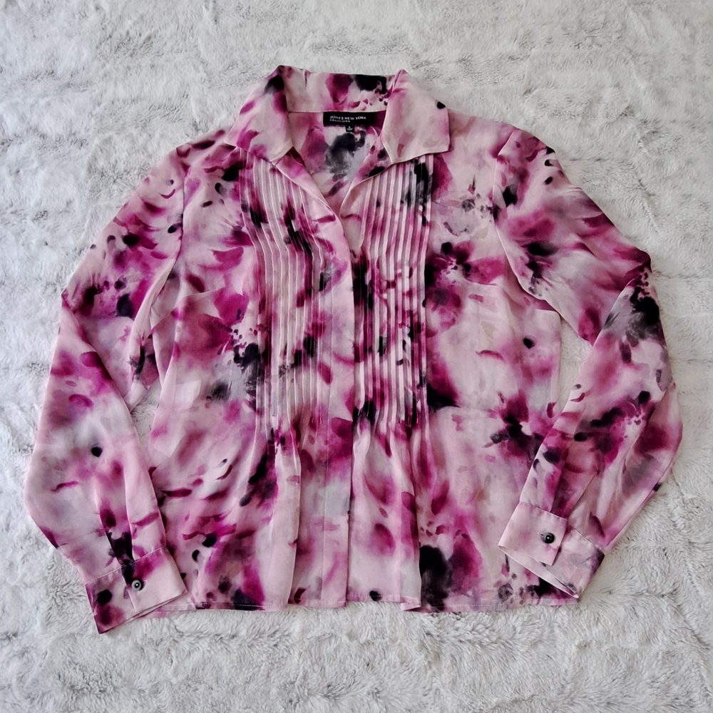 Jones New York floral semi sheer pink black office holiday blouse top. Size 8